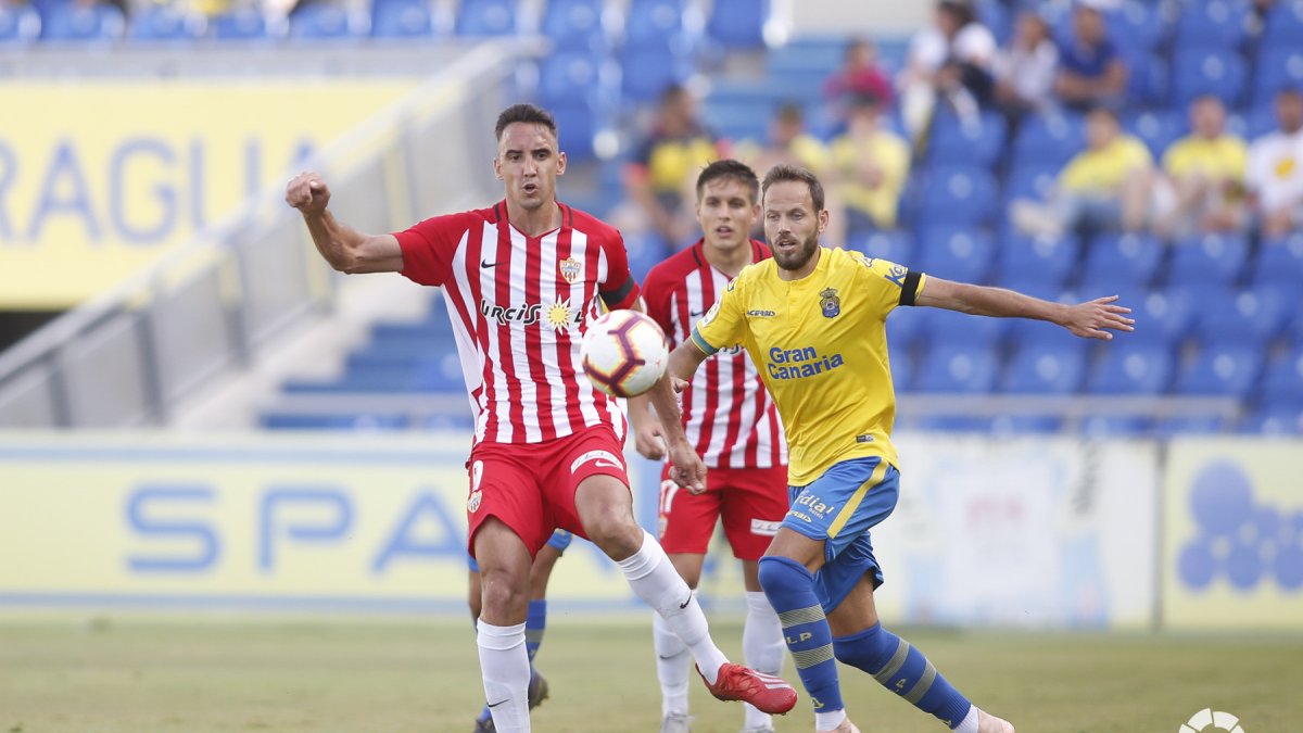 Caballero no está dejando pasar ni un solo minuto como rojiblanco.