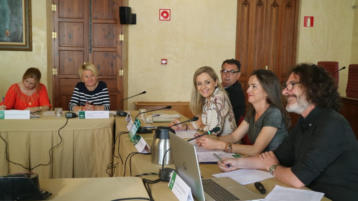 Las delegadas, durante la presentación del dipositivo del Plan Infoca 2019.