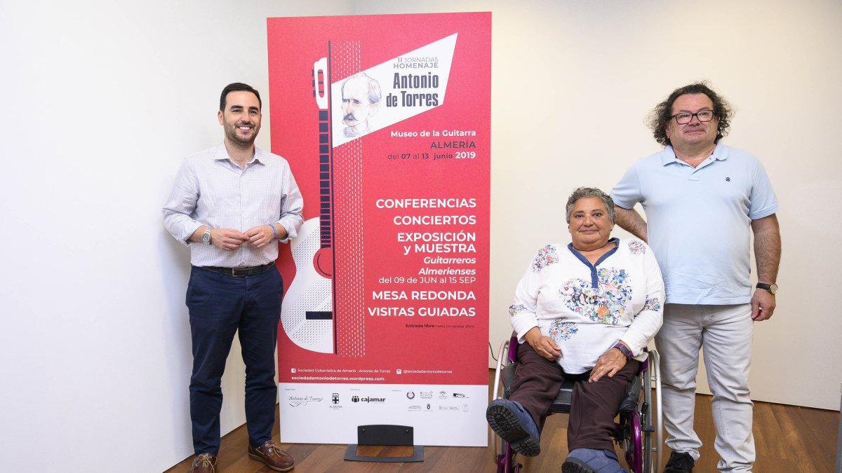Carlos Sánchez, Maty Rodríguez y Norberto Torres, ayer durante la presentación de las jornadas.