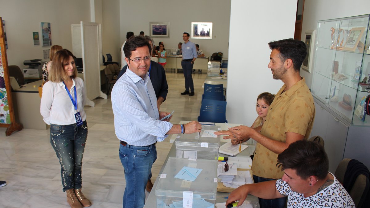 Francisco Góngora, votando el pasado 26 de mayo.