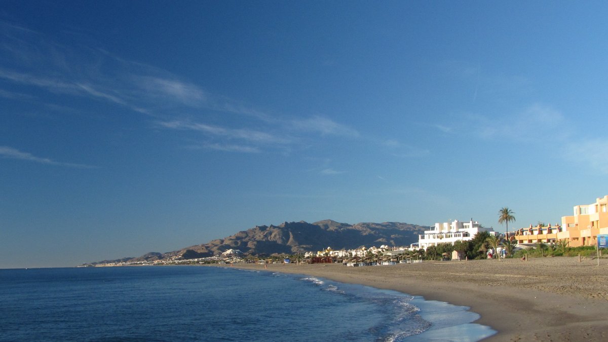 Los hechos ocurrieron en la playa de Vera.