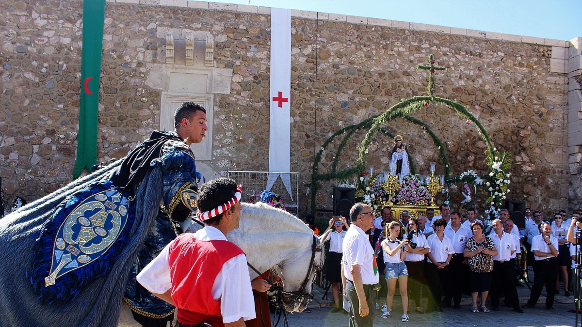 Relación de Moros y Cristianos en el Castillo de San Andrés y ante el Patrón, San Antonio de Padua.