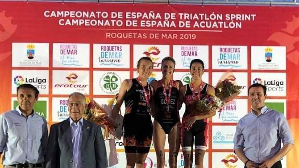 El podio élite femenino.