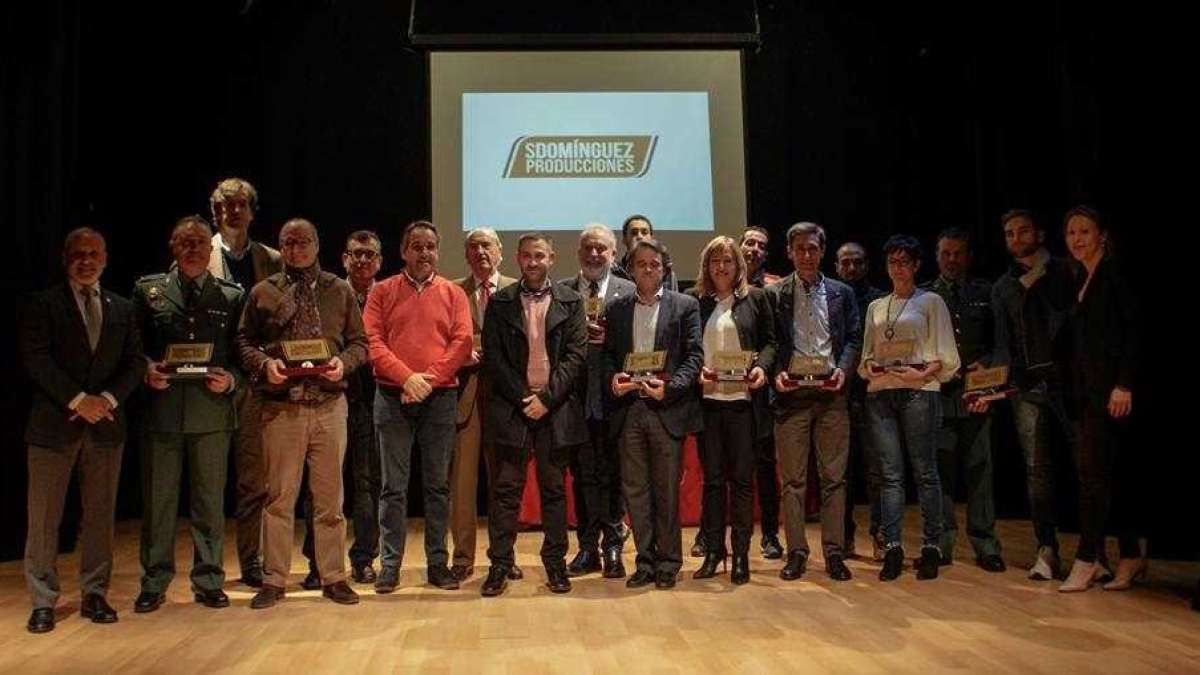 Foto de familia tras la Gala de Presentación de Eventos.