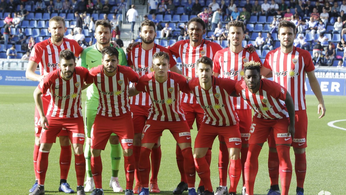 Este es el once tipo del Almería que se puede mejorar.