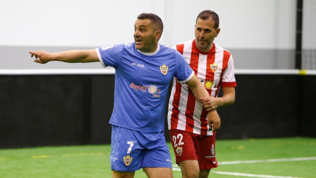 Peralta y Esteban, dos grandes de fútbol almeriense.