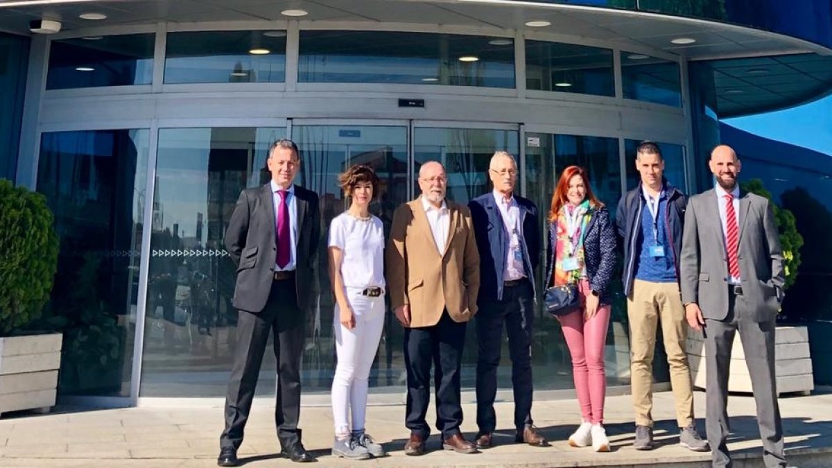 El equipo de Zitro junto con profesionales de Gala Baños en su visita a Burgos.
