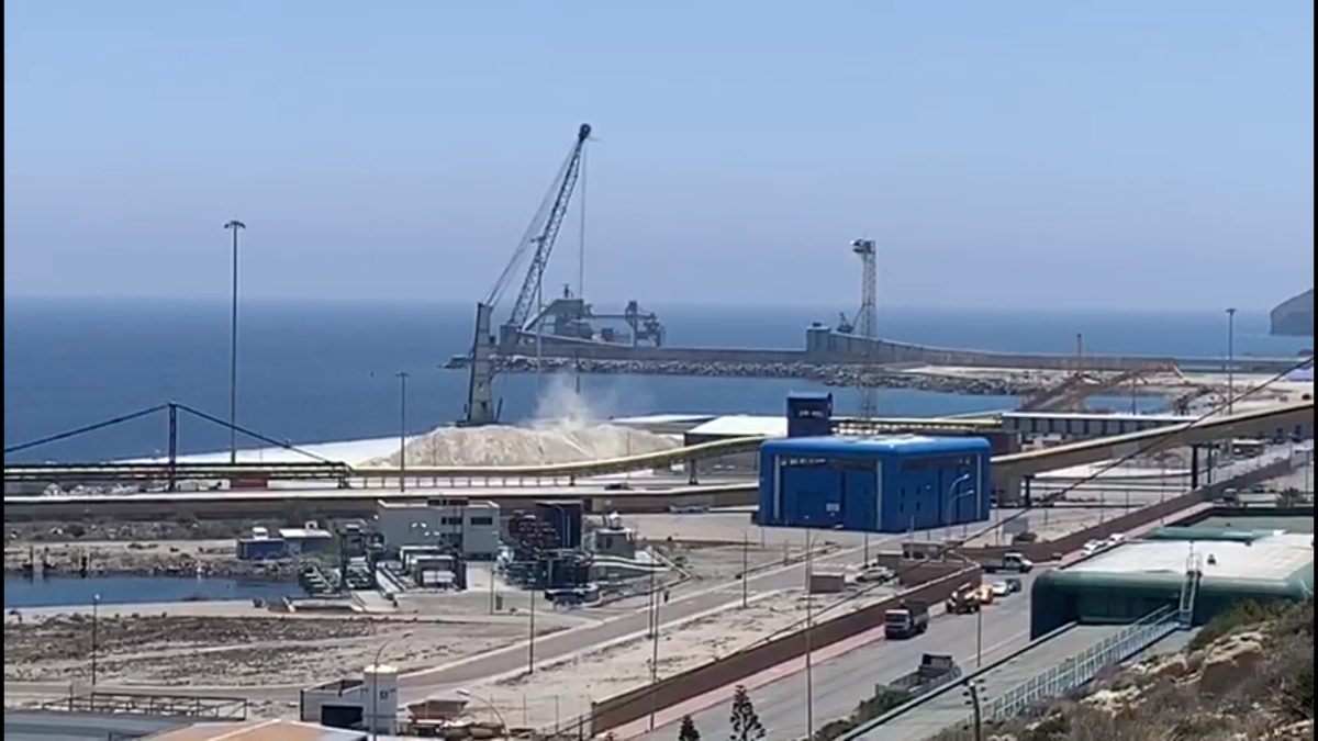 Movimiento de yeso este miércoles, paralizado por la Guardia Civil.
