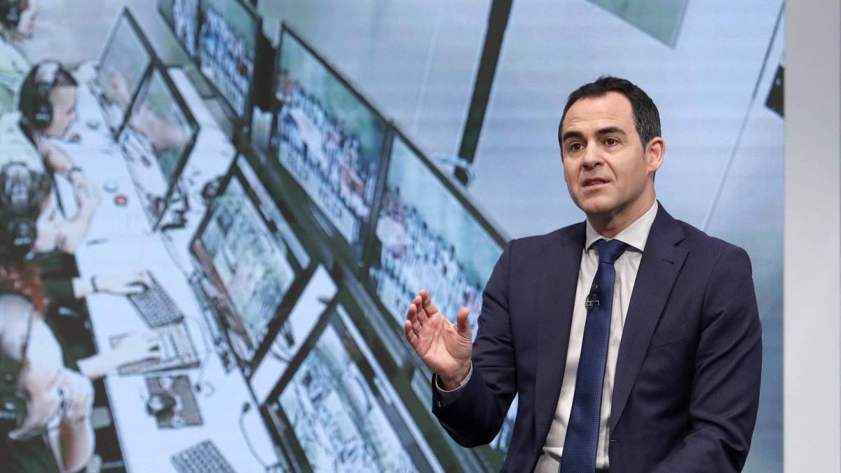 Velasco Carballo asegura que el VAR llegará a Segunda.