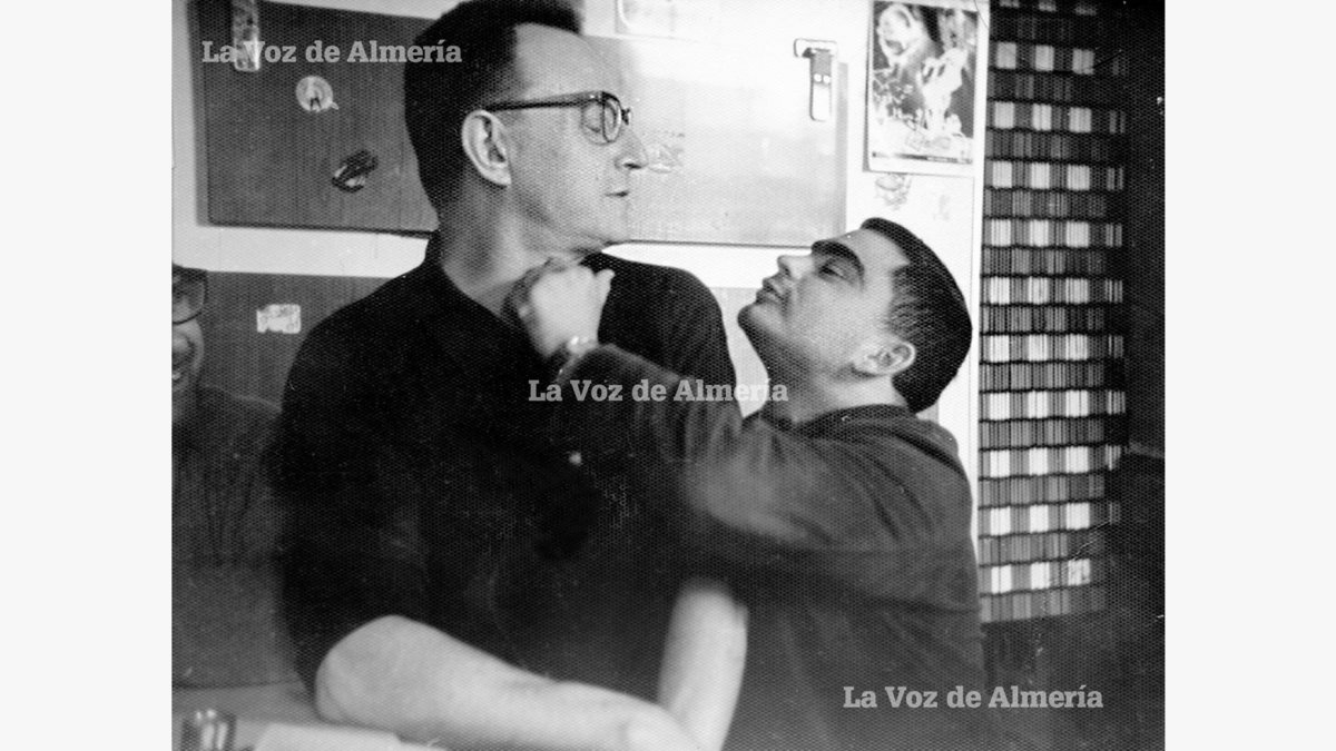 Alfonso Rojas Zapata,  ‘Alfonsito’ para los amigos, era todo un personaje en el bar Puga, donde tenía siempre un sitio reservado