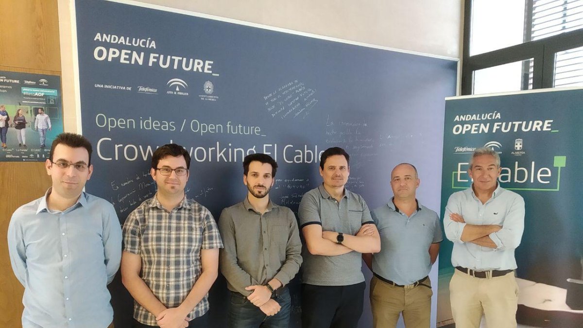 El equipo de iArchiva en las instalaciones de El Cable.
