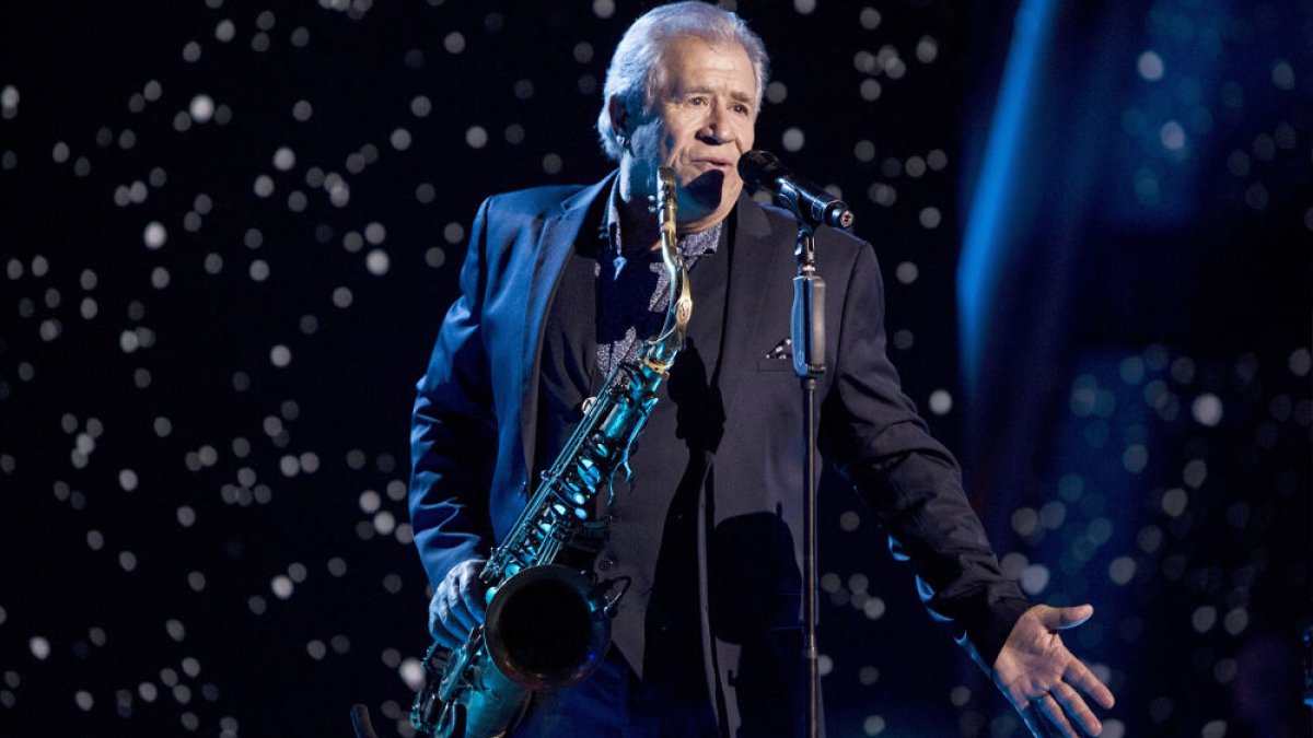 Juan Mena puede ganar para Adra y Almería la primera edición del programa.