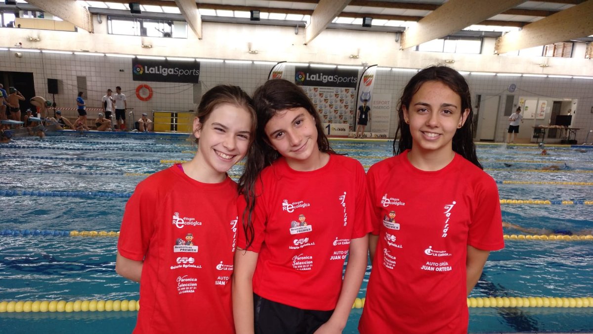 Elsa Rodríguez, Cristiana Butnariu y Sheila Titos, representantes de Almería.