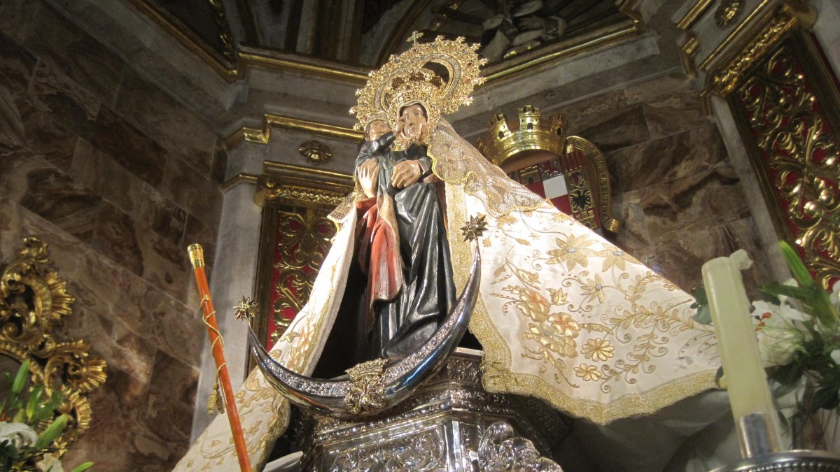 la hermandad de la Virgen del Mar celebra 500 años de vida.