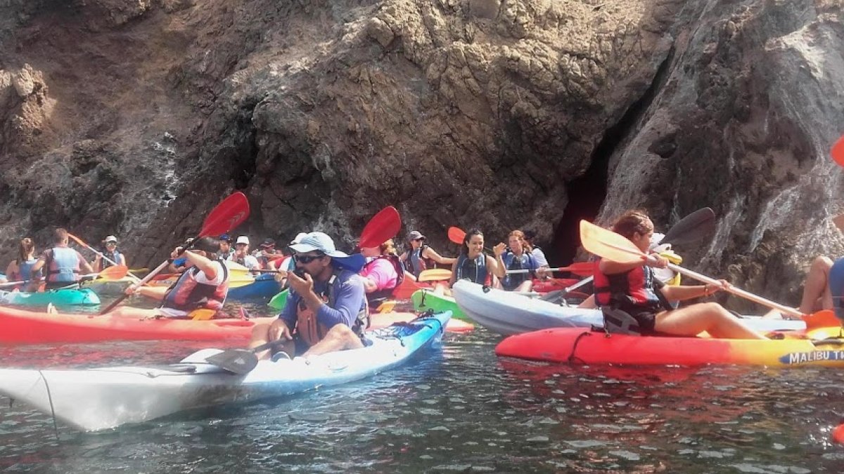 Ruta en kayak por Cabo de Gata.