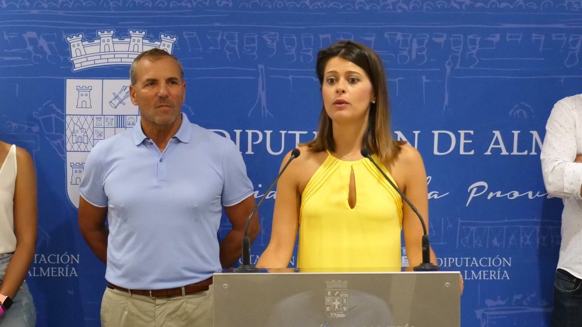 Ángeles Martínez ha presentado el Circuito.