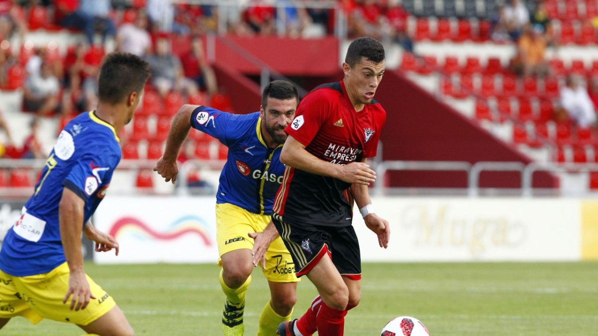 Yanis Rahmani, listo para triunfar en el Almería.