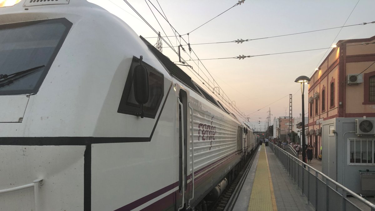 El Talgo, con las dos cabezas tractoras.