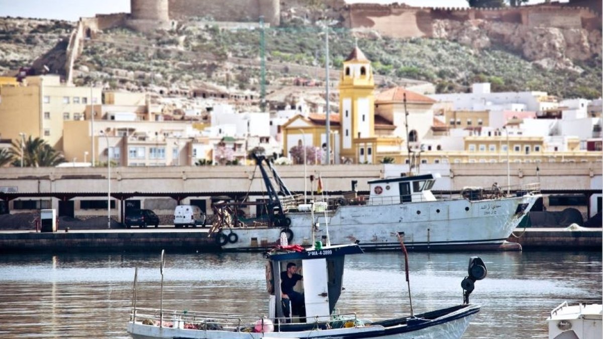 La flota de Adra, Almería, Garrucha, Carboneras y Roquetas se podrá beneficiar.
