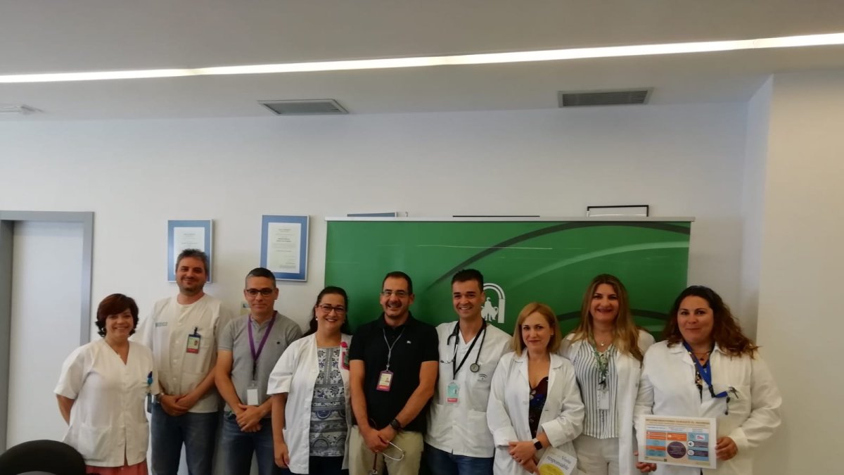 Presentación de la iniciativa realizada en el seno de la sala de reuniones del Hospital del Poniente.