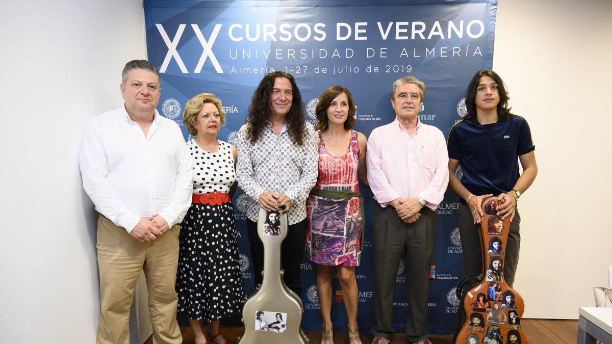 Inauguración del seminario, en el Museo de la Guitarra.