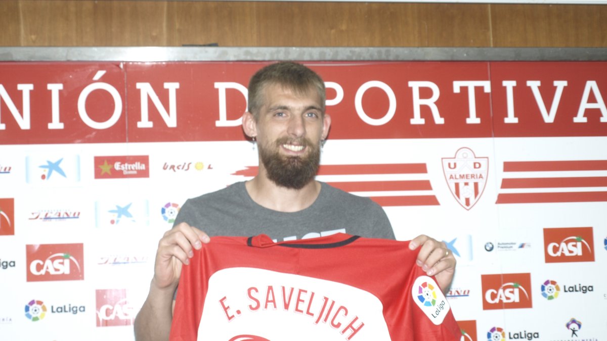 Esta es la imagen que desea volver a ver el seguidor del Almería,