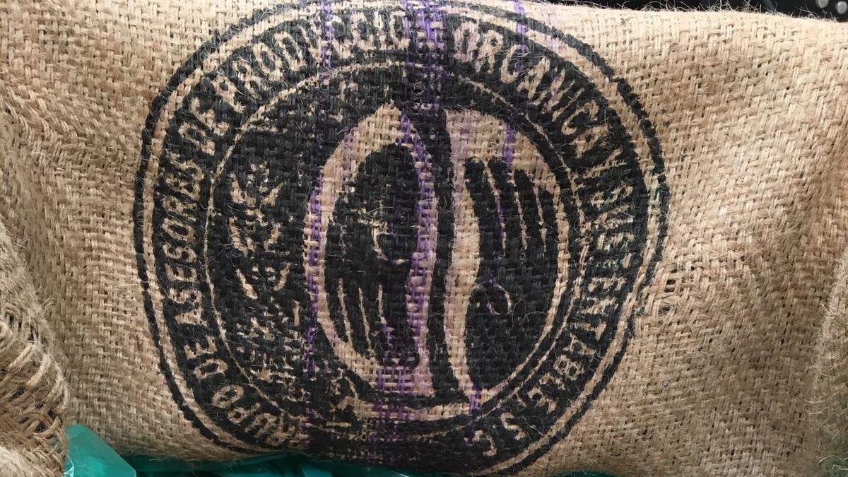 Café Mena ofrece el mejor producto a sus clientes.