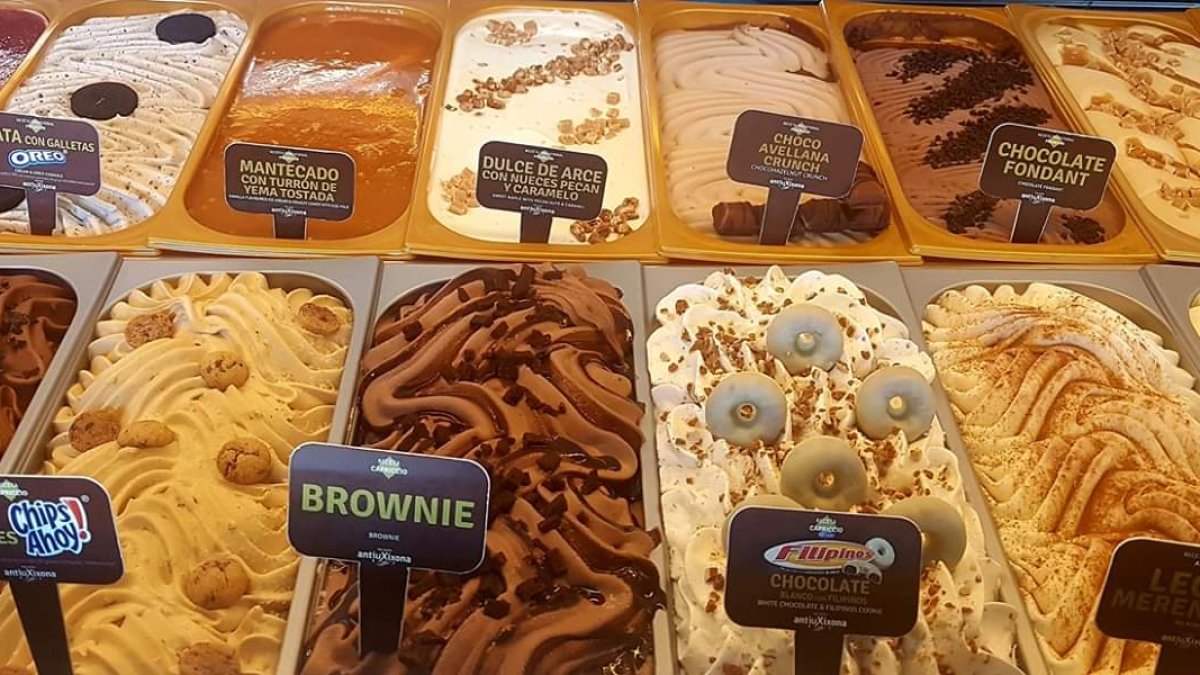 Antiu Xixona cuenta con más de 40 sabores de helado.