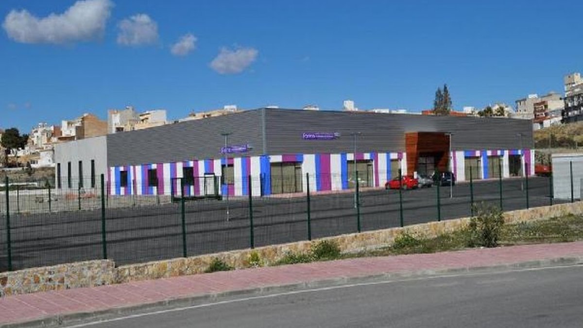Instalaciones del Centro Deportivo de Agua y Salud en el núcleo urbano de Albox.