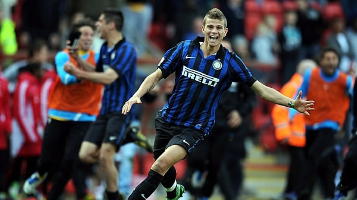 Longo pertenece al Inter de Milán, pero saldrá este verano.