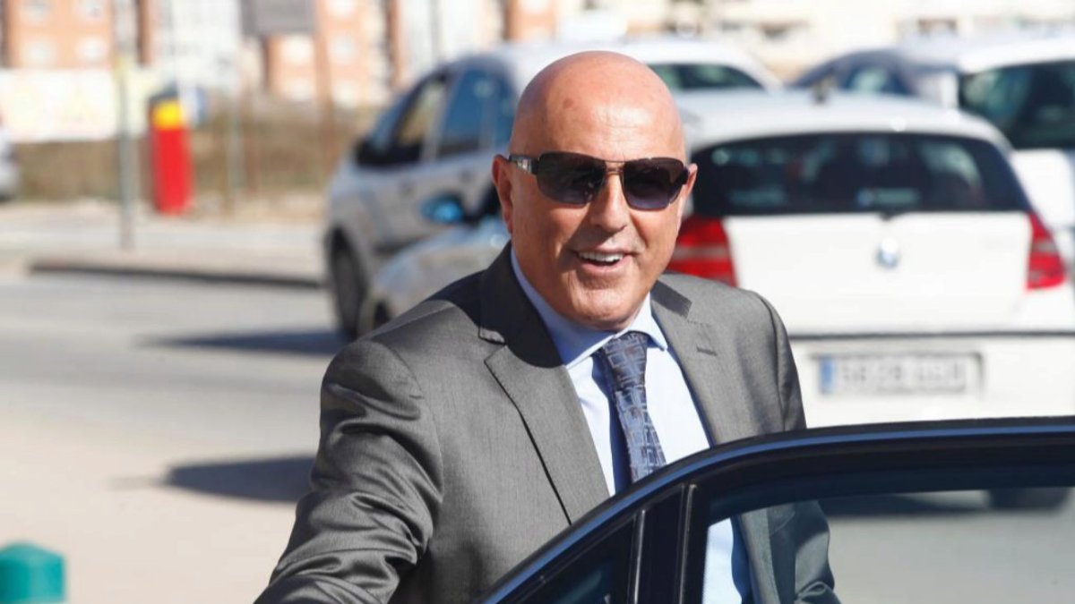 Olivo es dueño del Gran Plaza y Centro Mediterráneo.