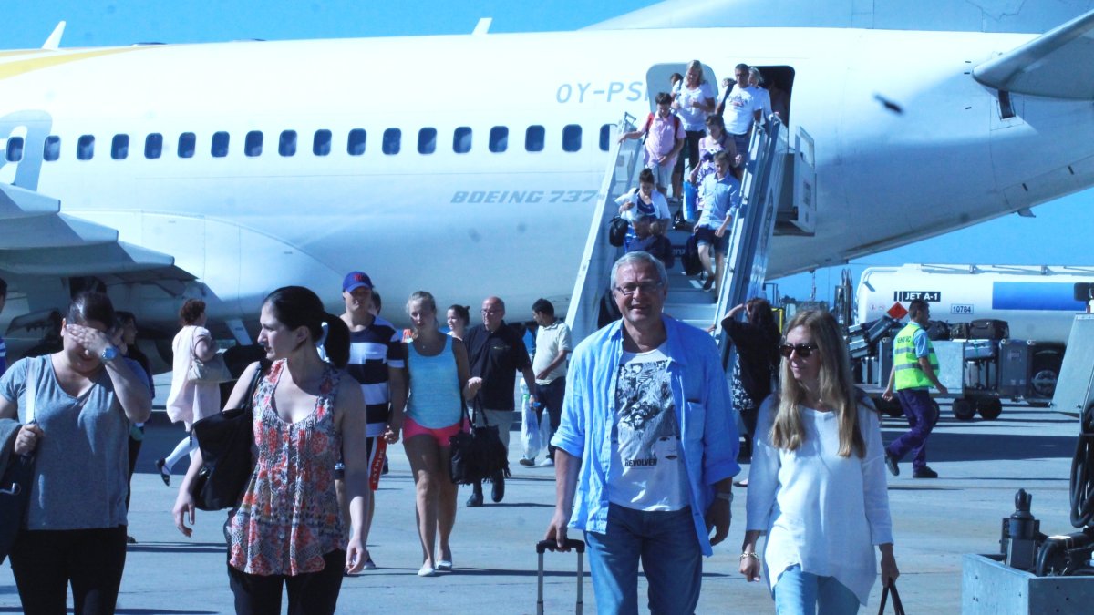 La afluencia de turistas permite la apertura en festivo al comercio