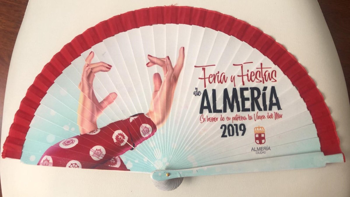 El abanico comenzará a repartirse el próximo lunes.