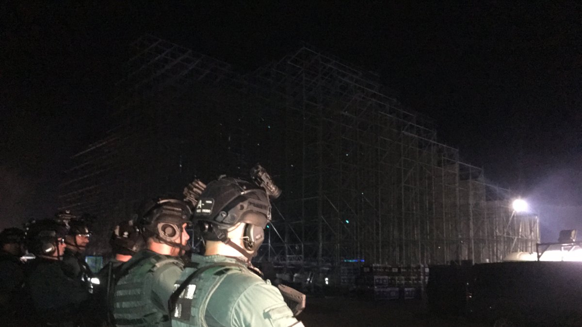 Agentes del GAR preparados.