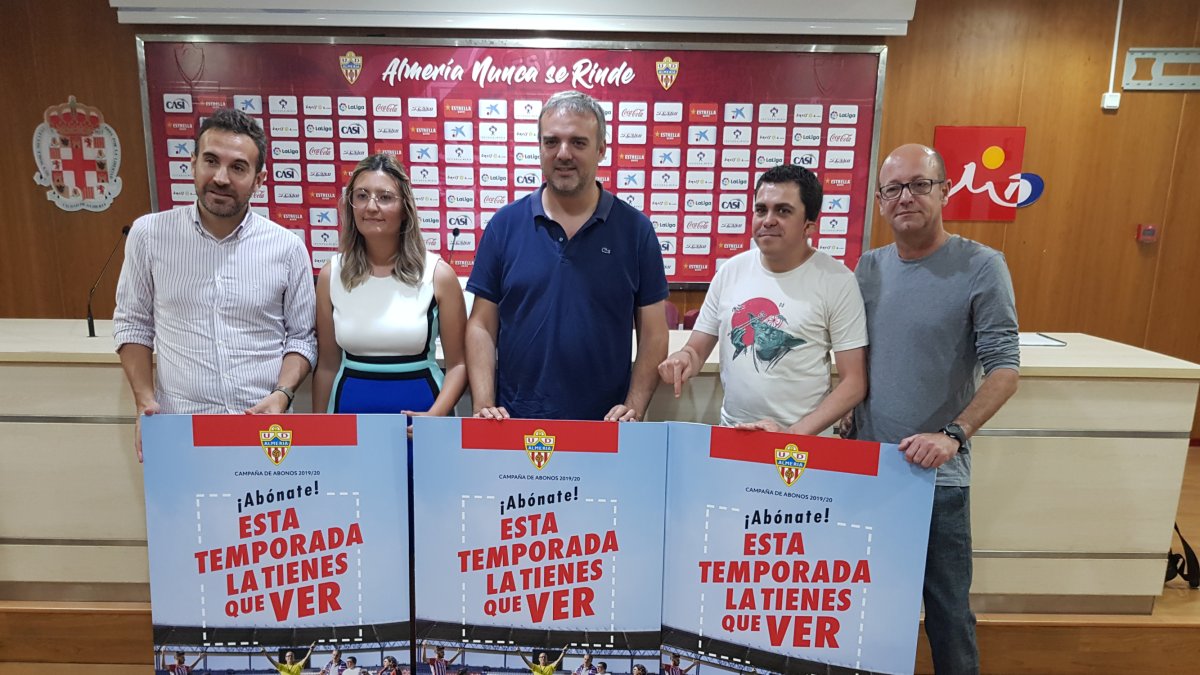 La campaña del humor sigue sumando abonados.