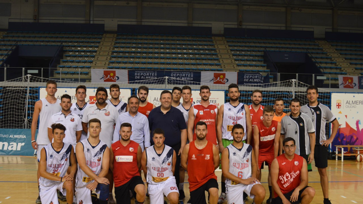 Los protagonistas del balonceso.