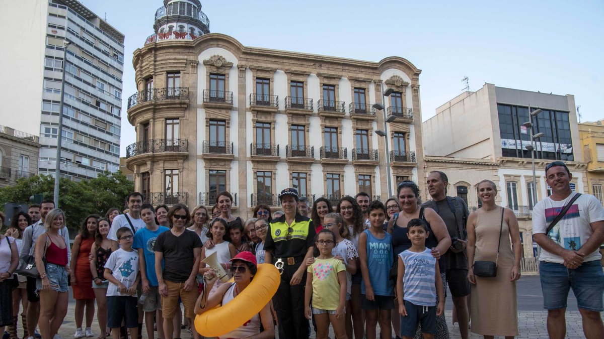 Participantes en la visita teatralizada.