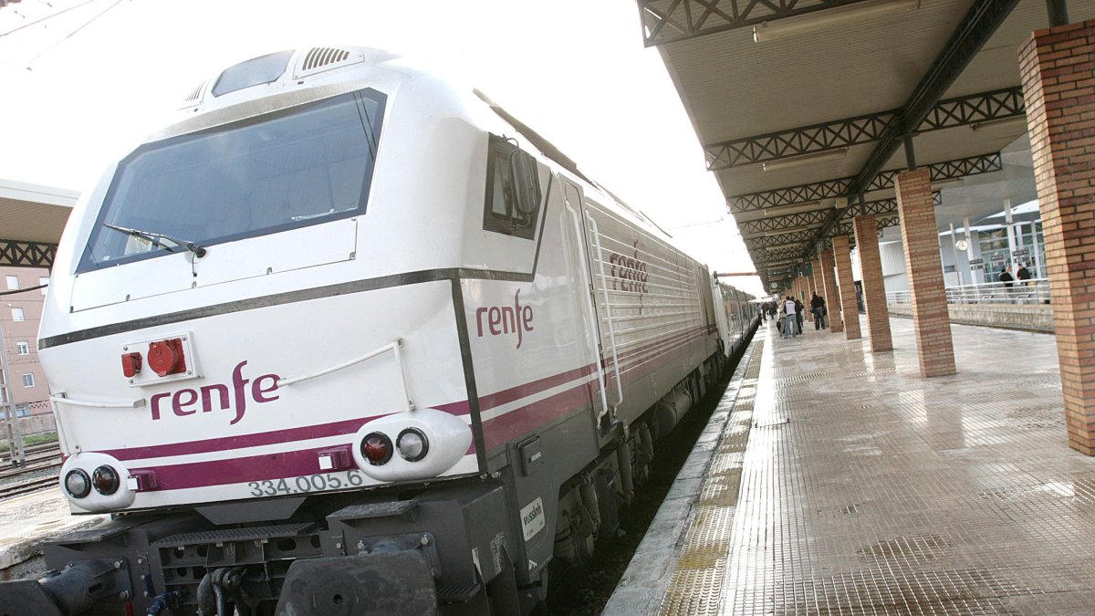 Tren Talgo que cubre el trayecto entre Almería y Madrid