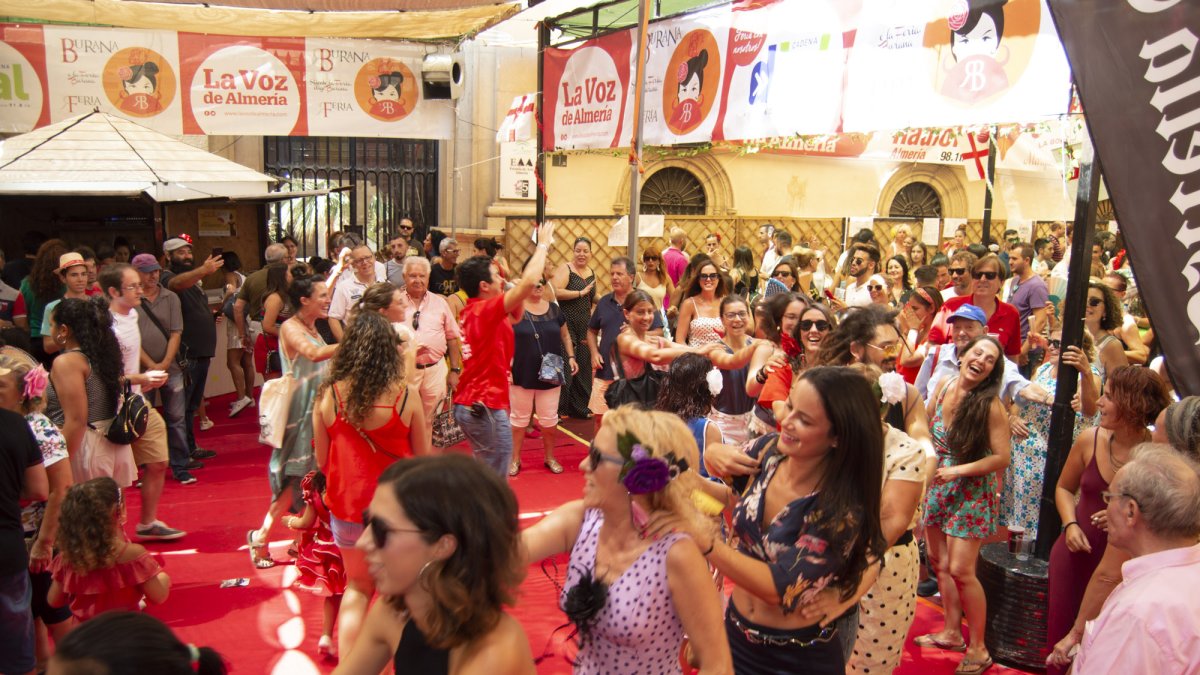 El ambigú de LA VOZ, un año más premiado por ASHAL.