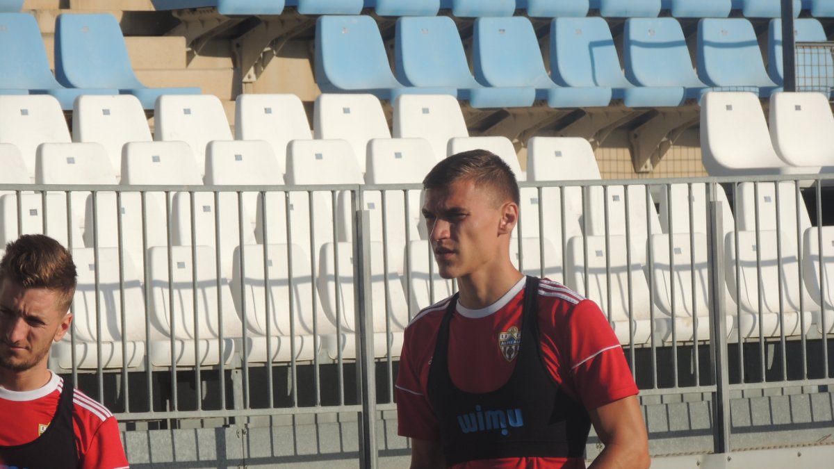 Nikola Maras.