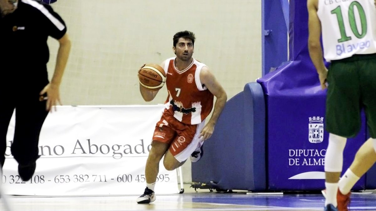 Roberto Rueda.