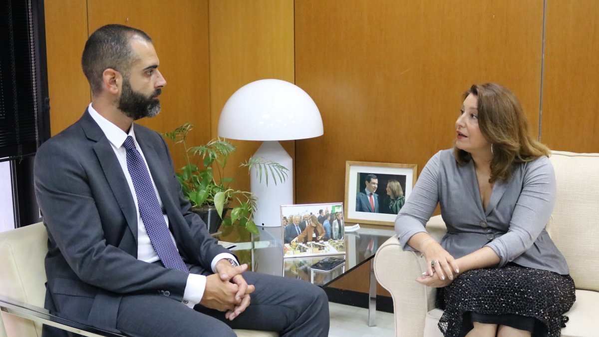Reunión entre el alcalde de la capital y la consejera de Agricultura