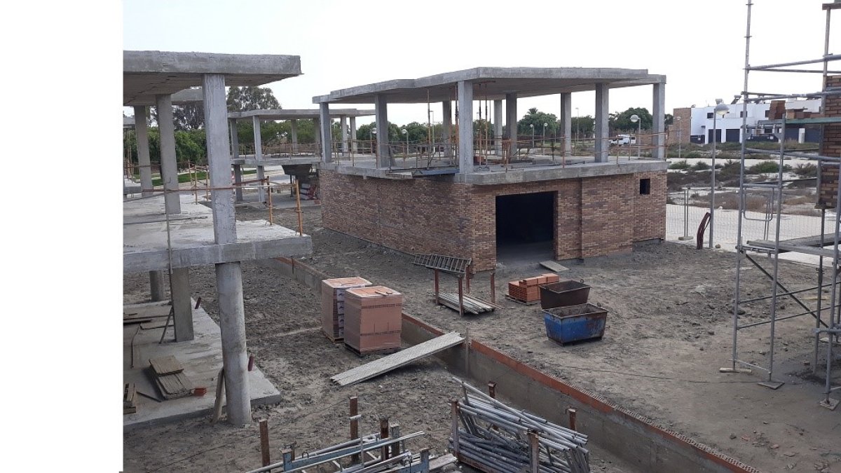 Construcción de las viviendas con parcela de Cármenes de la Universidad II