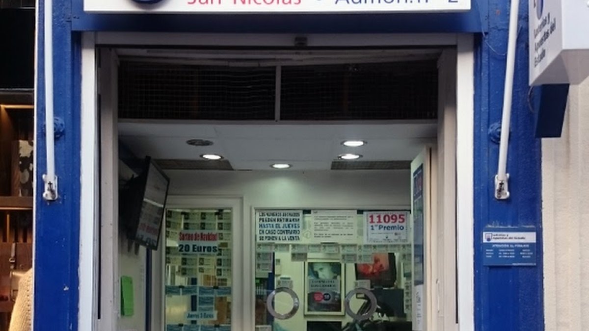 Imagen de archivo de una administración de lotería de la provincia de Almería.