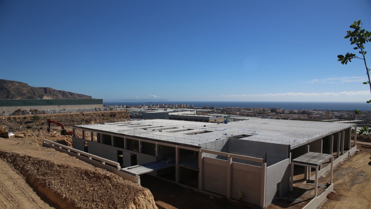 Cuenta con más de 5.000 metros, invernaderos y más de veinte investigadores a tiempo completo.