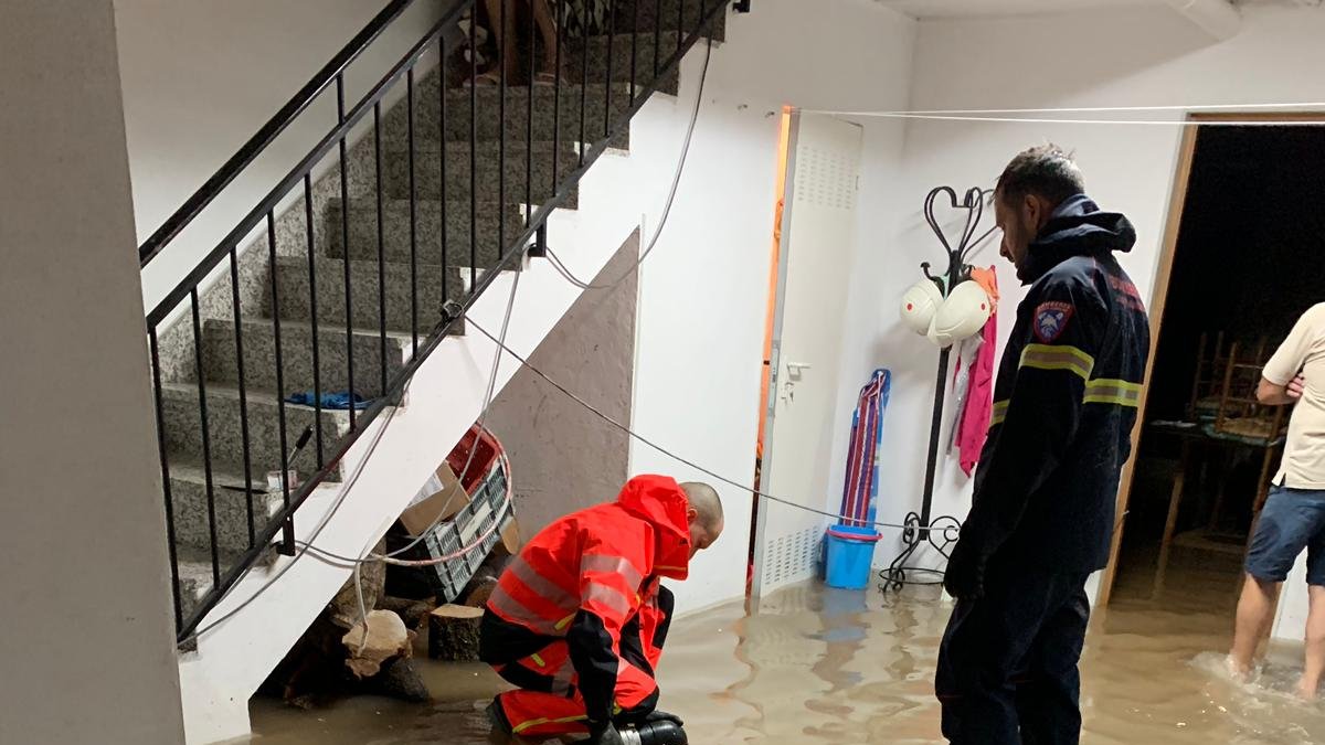 Una de las incidencias más repetidas ha sido la anegación de garajes.