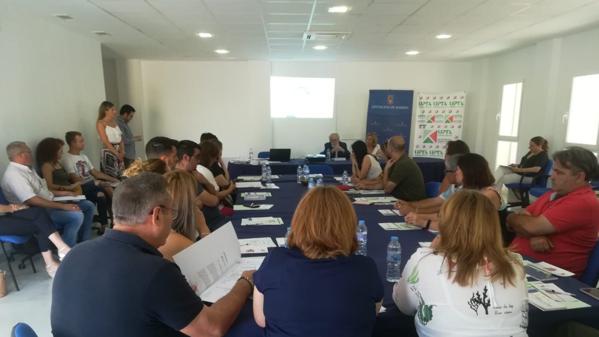 Encuentro entre autónomos celebrado en Fines recientemente.