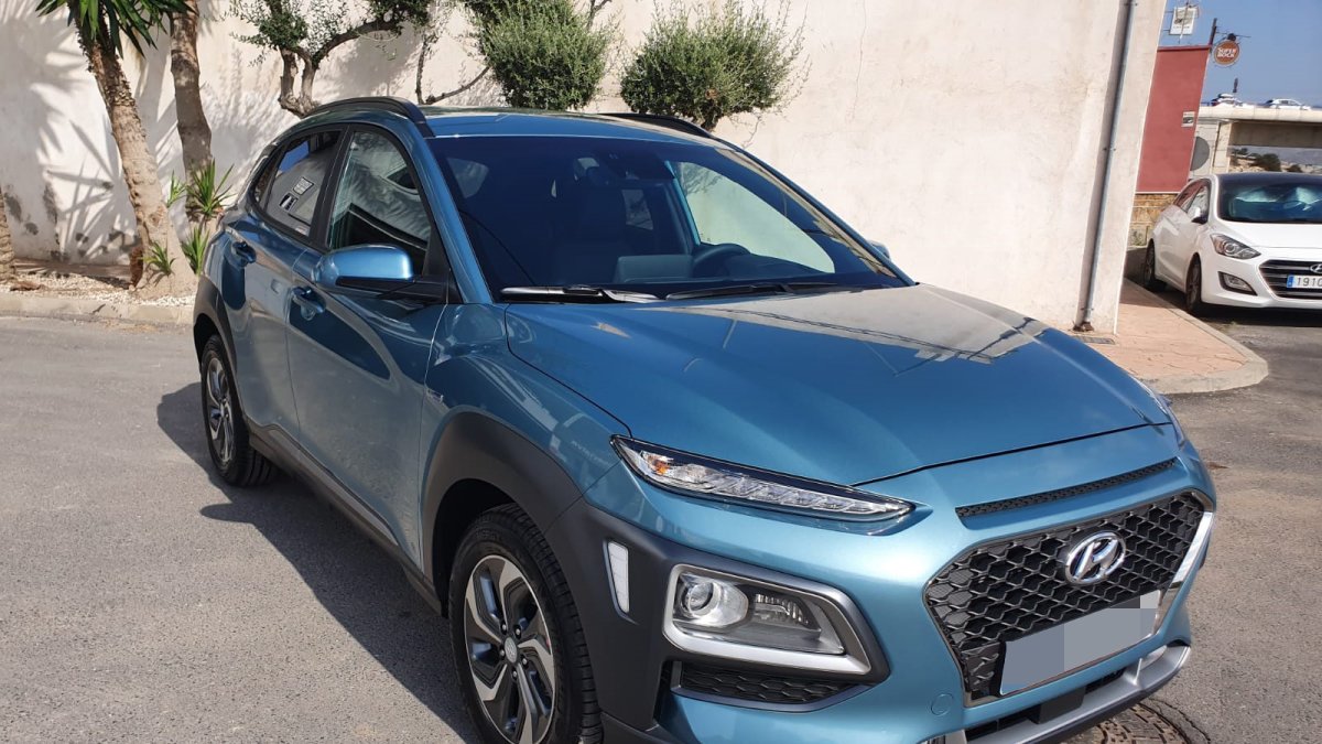 El Kona Híbrido ya está disponible en Almerialva.