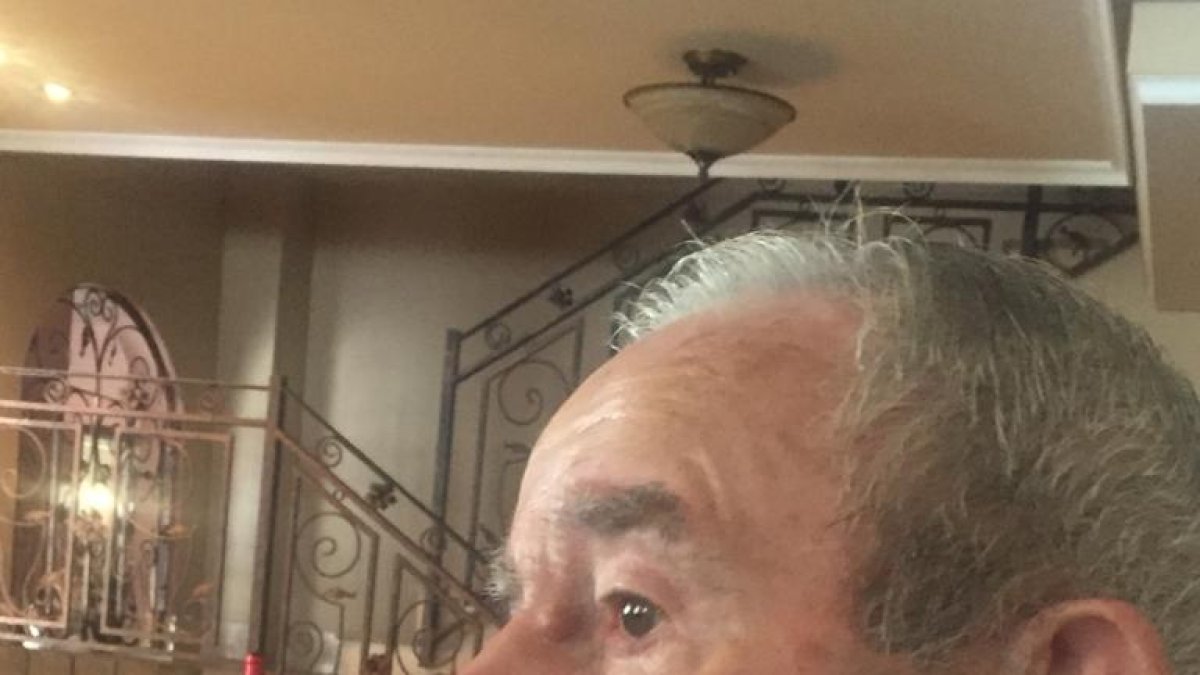 l lele es el pescador más longeo del municipio de Roquetas de Mar.