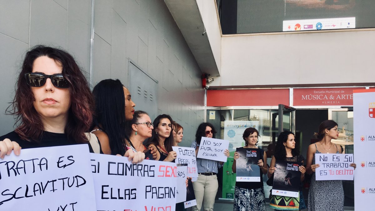 Representantes de la Mesa Local de la Postitución